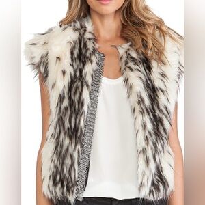 Twelfth Street By Cynthia Vincent, faux fur vest, Medium